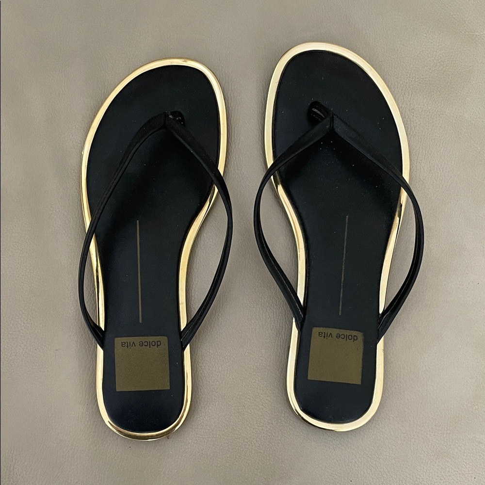 Dolce Vita Black and Gold Sandals